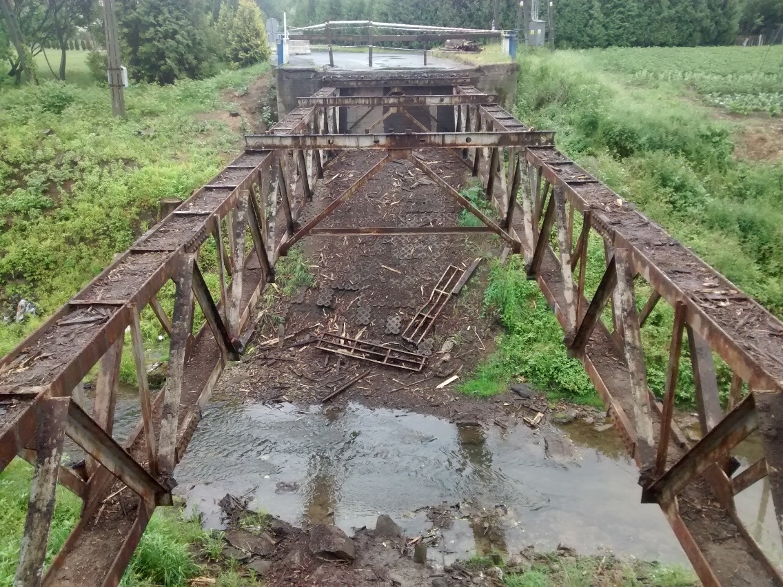 https://powiat.rzeszowski.pl/blog/2015/09/16/budowa-mostu-com-bridge-w-blazowej/2_3-jpg/
