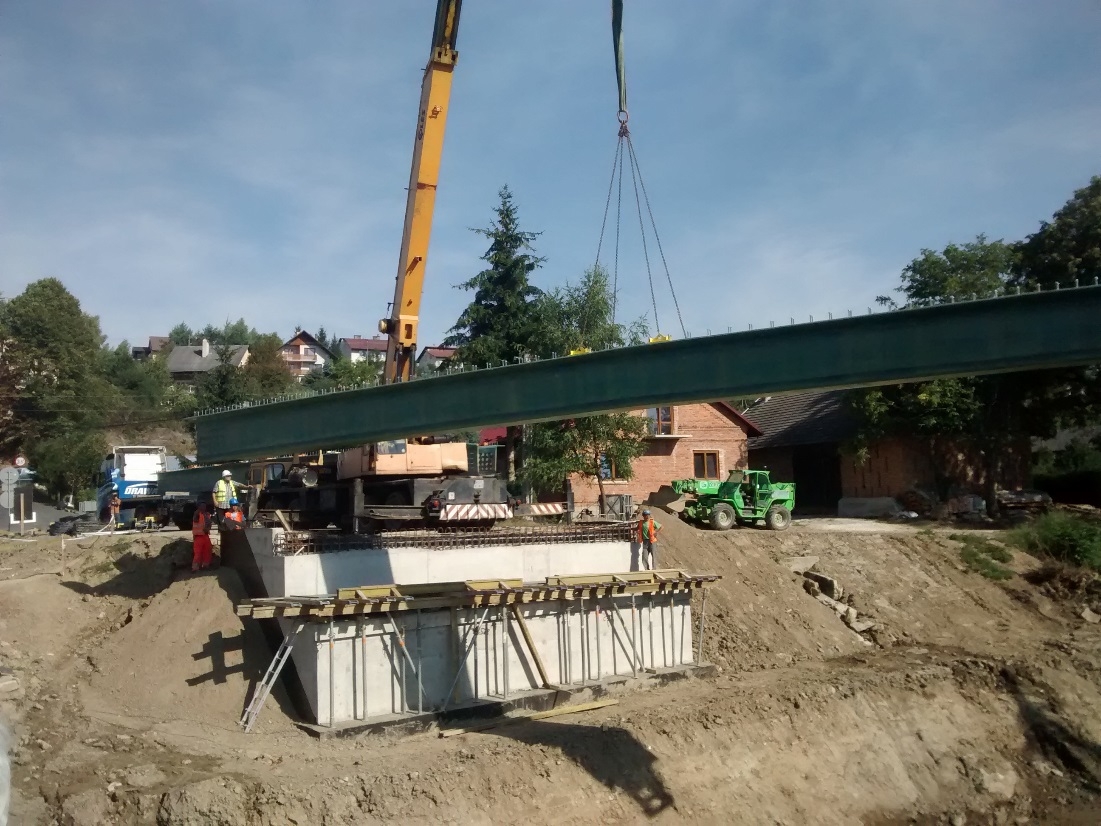 https://powiat.rzeszowski.pl/blog/2015/09/16/budowa-mostu-com-bridge-w-blazowej/4_2-jpg/
