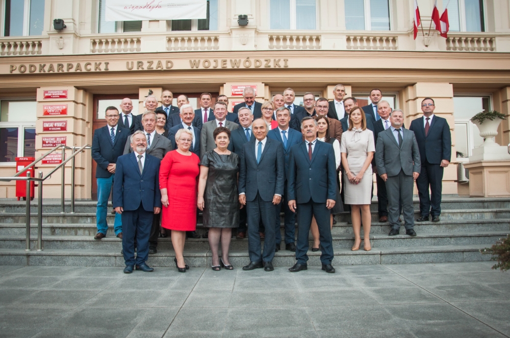 XLII sesja Rady Powiatu Rzeszowskiego kadencji 2014-2018