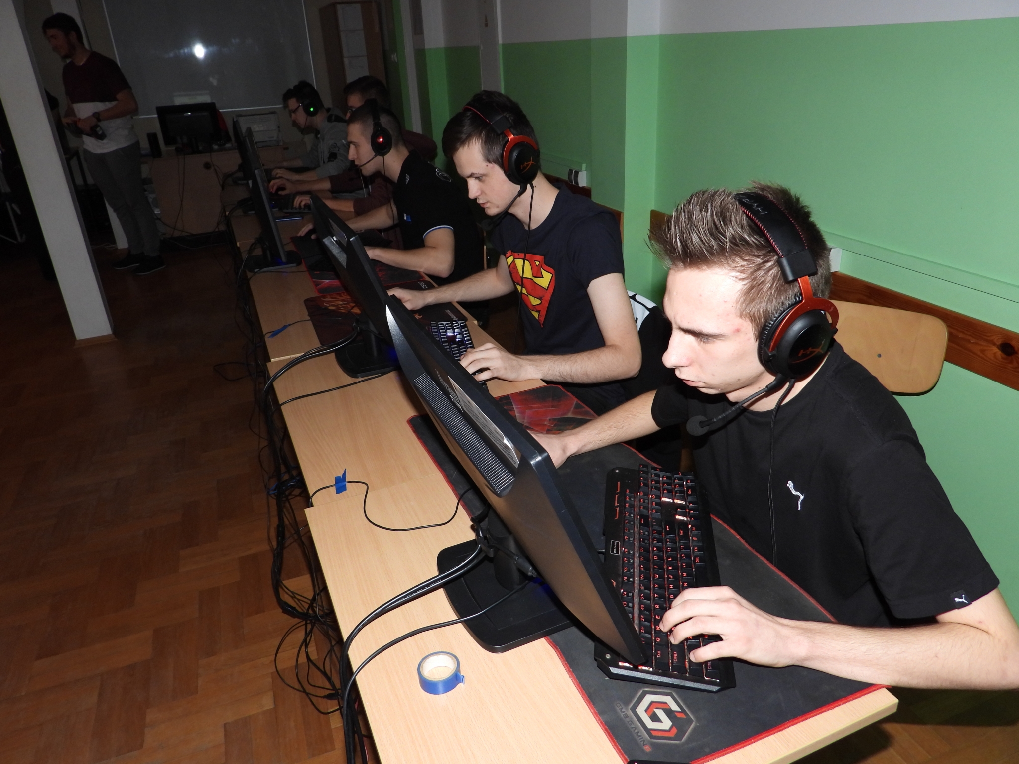 „FERIE NA E-SPORTOWO”