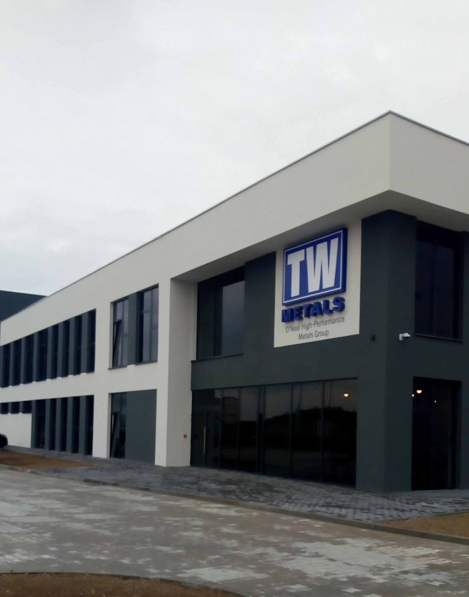 Uroczyste otwarcie zakładu TW Metals na terenie Parku Naukowo-Technologicznego "Rzeszów-Dworzysko"