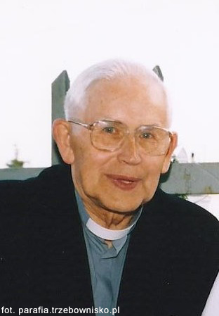 25.08.2007- W wieku 80 lat zmarł ksiądz kanonik Henryk Piesowicz, proboszcz Trzebowniska w latach 1969 – 1997, najdłużej w historii kierujący tą parafią.