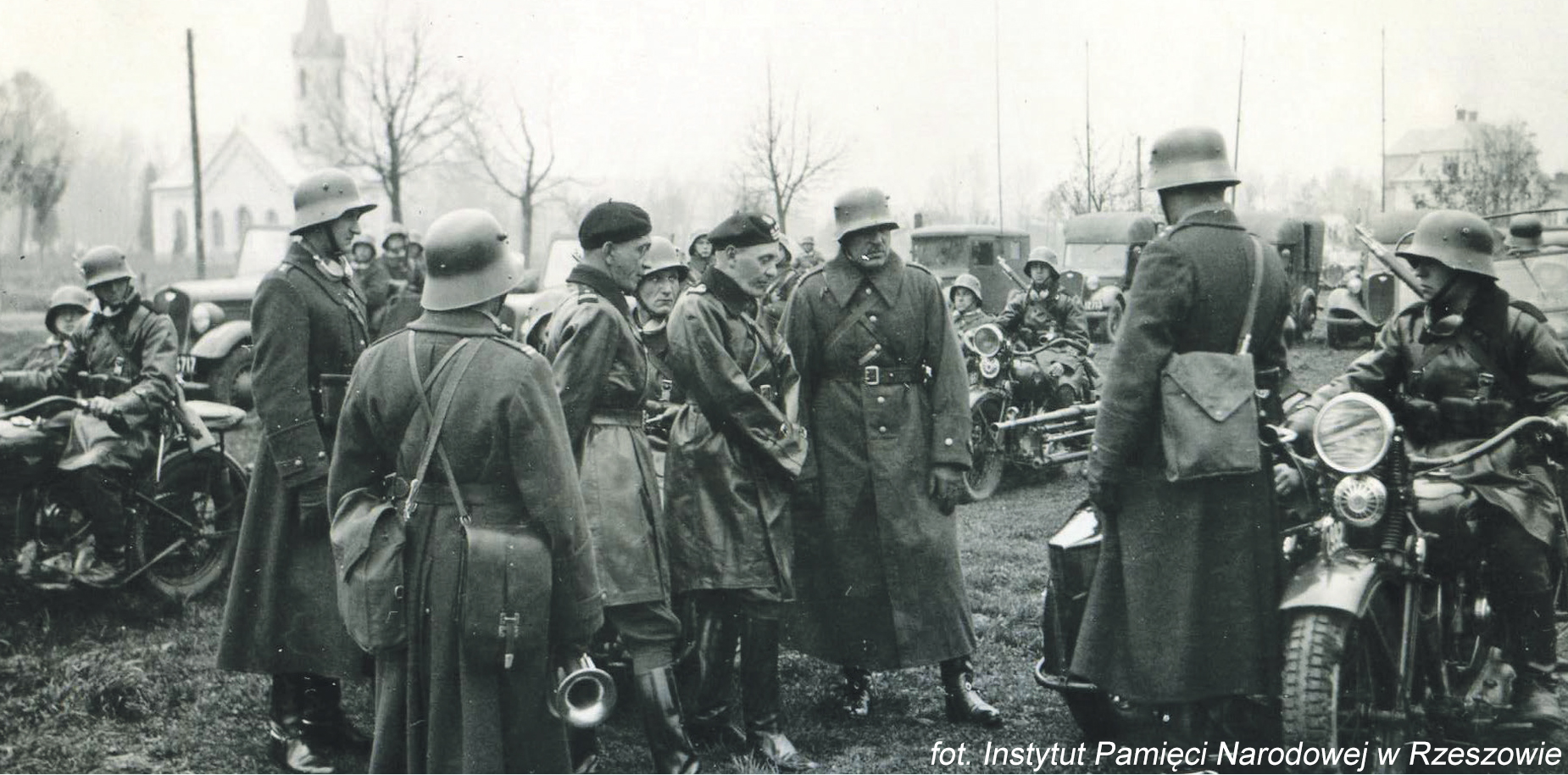 6.09.1939 – Sztab Armii „Karpaty” prowadzącej walki opóźniające z Niemcami na terenie ówczesnej Małopolski środkowej, ulokowany został w Dynowie.