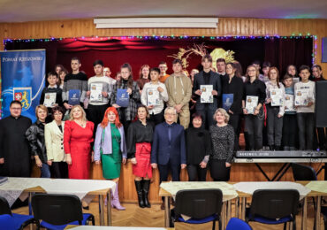 XV Międzyszkolny Konkurs Bożonarodzeniowy „Radosne święta - twórcze święta” w LO w Dynowie