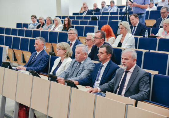 Powiat Rzeszowski inwestycjami stoi. Absolutorium dla władz Powiatu.