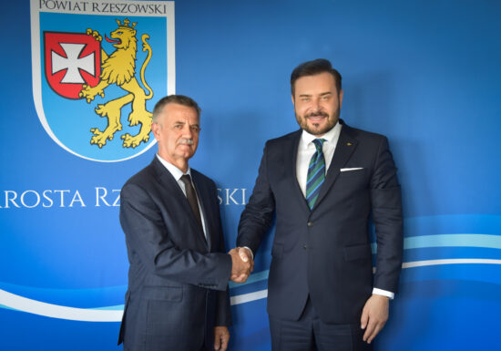 Rektor Collegium Humanum z wizytą w Powiecie Rzeszowskim