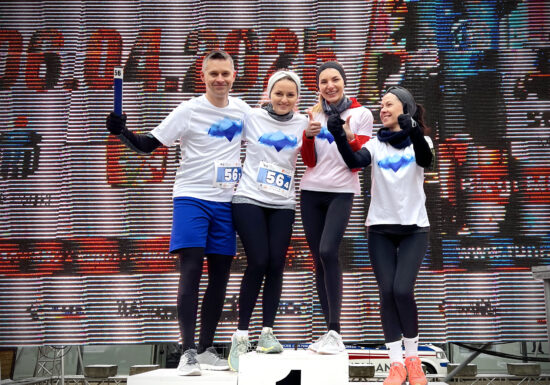 Powiatowa Sztafeta na starcie Rzeszowskiego Półmaratonu