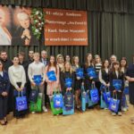 Gala VI edycji konkursu plastycznego „Jan Paweł II i Kardynał Stefan Wyszyński w oczach dzieci i młodzieży” dla szkół z Pogórza Przemysko – Dynowskiego w Zespole Szkół Zawodowych im. Kardynała Stefana Wyszyńskiego w Dynowie