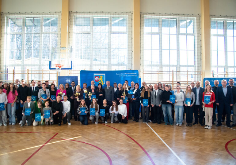 Sportowy duch młodych w powiecie rzeszowskim. Podsumowano rok współzawodnictwa 2024/2025