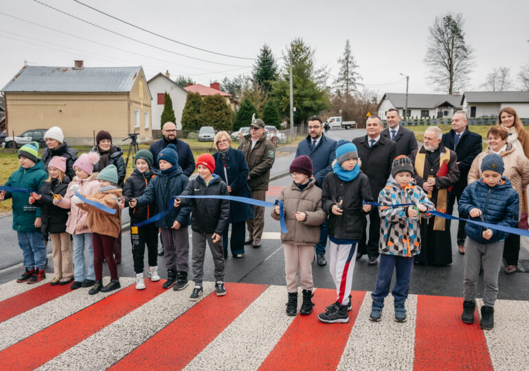 Nowy, bezpieczny odcinek drogi w Głogowie Małopolskim na osiedlu Styków