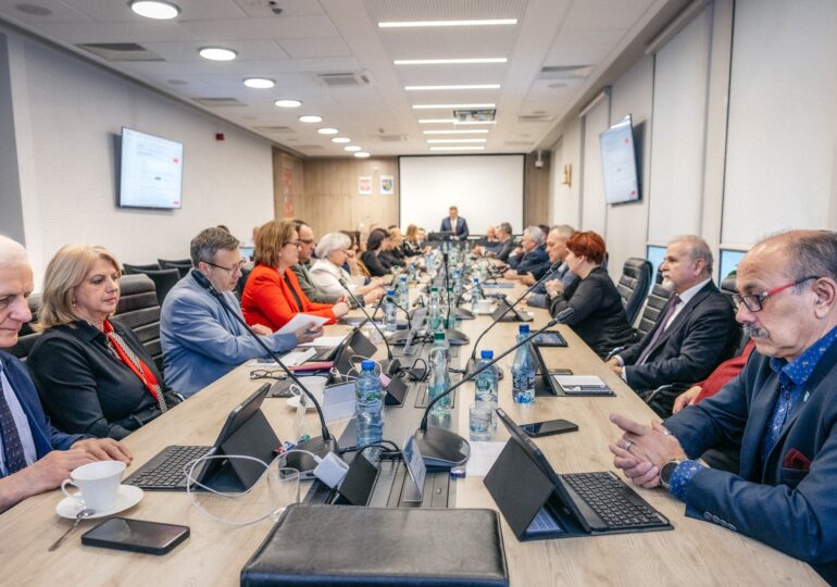 𝗫𝗫𝗜 𝘀𝗲𝘀𝗷𝗮 𝗥𝗮𝗱𝘆 𝗣𝗼𝘄𝗶𝗮𝘁𝘂 𝗥𝘇𝗲𝘀𝘇𝗼𝘄𝘀𝗸𝗶𝗲𝗴𝗼