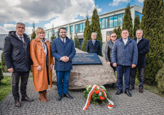 W hołdzie ofiarom Smoleńska – Powiat Rzeszowski wspomina Grażynę Gęsicką