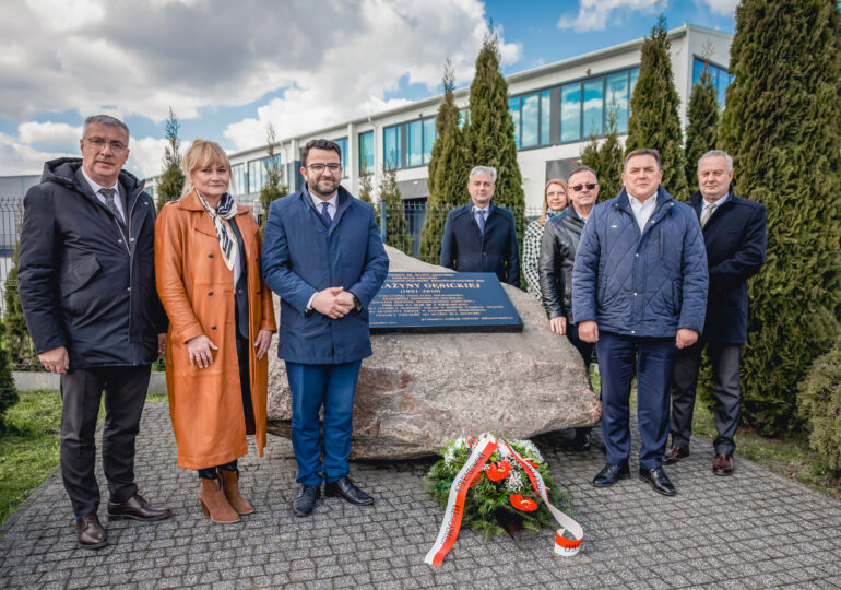 W hołdzie ofiarom Smoleńska – Powiat Rzeszowski wspomina Grażynę Gęsicką