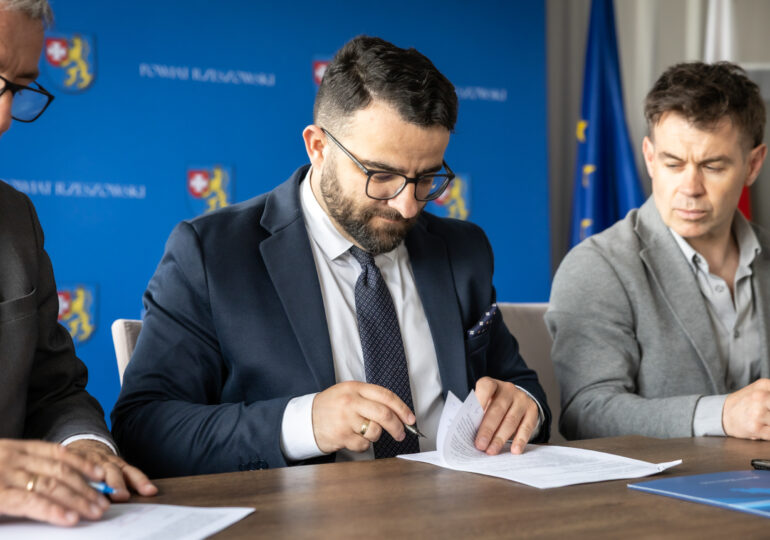 Powiat Rzeszowski podpisał umowy dotyczące osuwisk w Malawie i Futomie