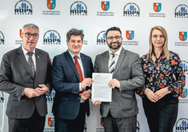 Rozbudowa i przebudowa przychodni w Sokołowie Małopolskim – podpisano umowę