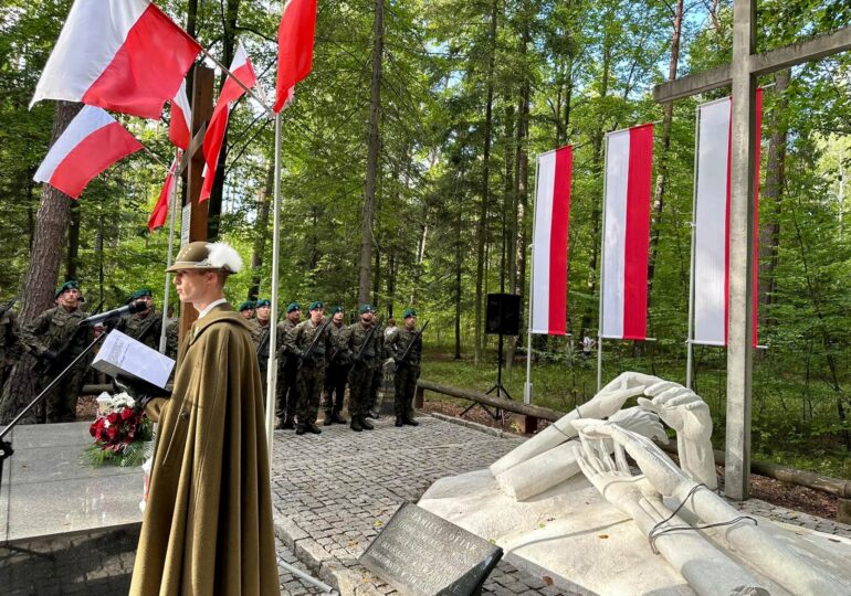 Coroczne uroczystości w Turzy. Pamięć o ofiarach „Małego Katynia Ziemi Sokołowskiej”